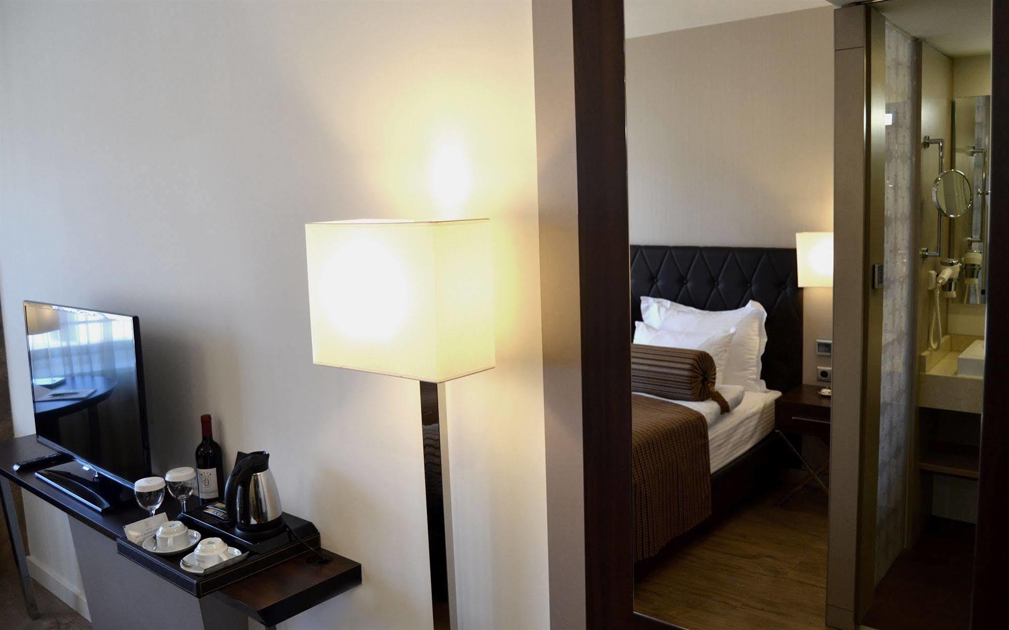 Hotel Vier Jahreszeiten Berlin City Εξωτερικό φωτογραφία